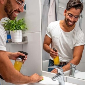 Skosh Sprühflasche + Reinigungstablette Badezimmer